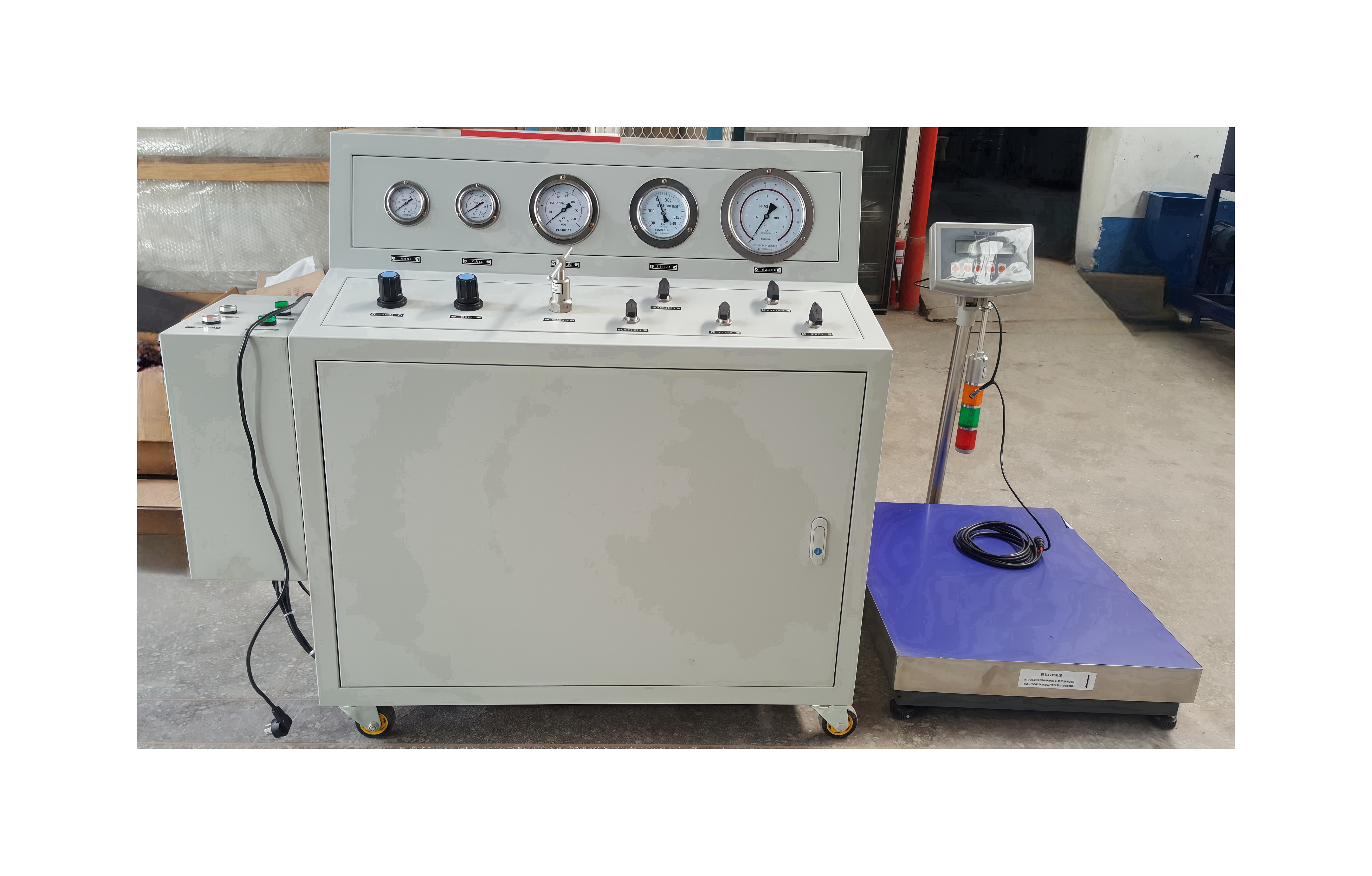 Filling station: 1 station
Maximum filling pressure: 3.2 MPa
Filling volume of single pump: 10 - 15 L/MIN
Control mode: Weight control
Power supply voltage: 220V 50Hz
Driving air pressure: 0.5 - 0.8 MPa